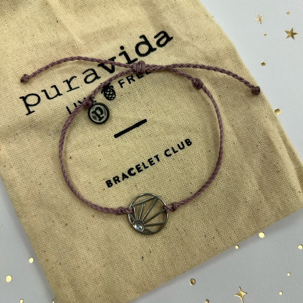 Pura Vida exclusive club bracelet never worn brand new! Waterproof and durable!